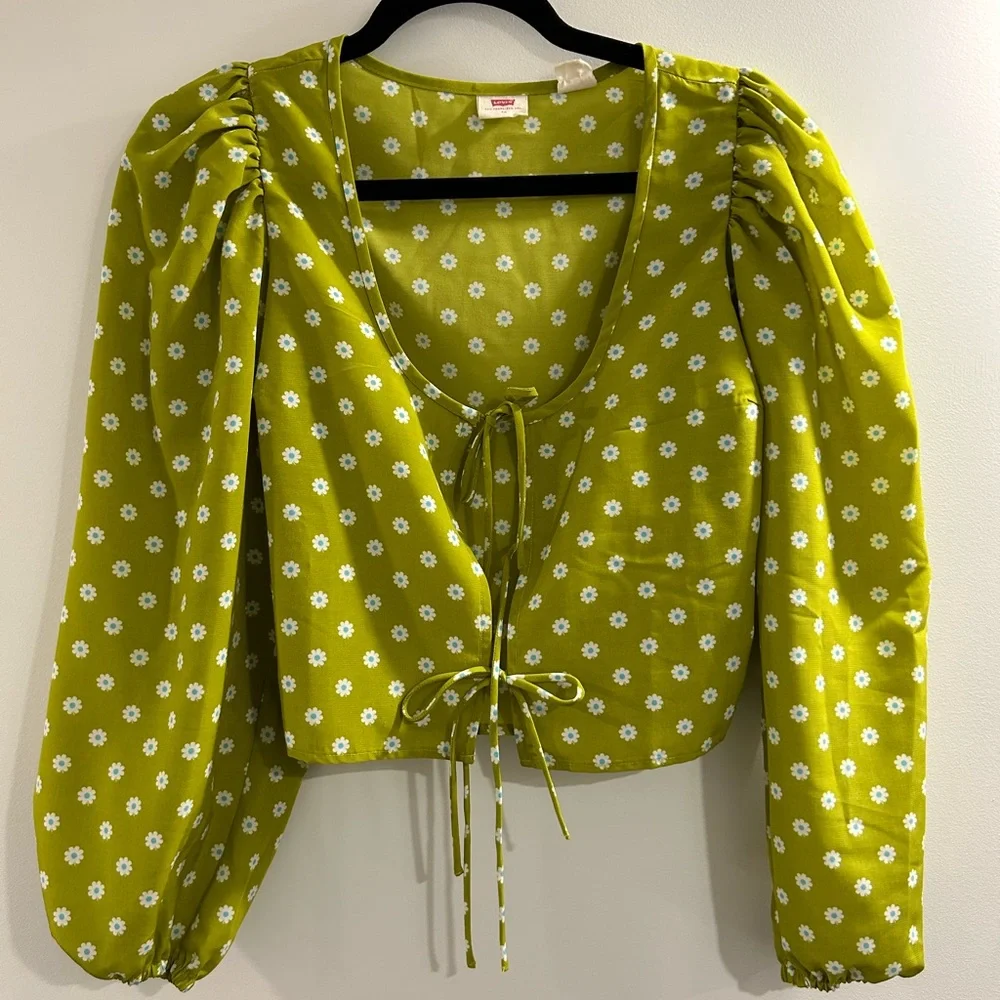 NWOT Levi’s Daisy Tie Blouse 💚🌼 - Picture 2 of 4